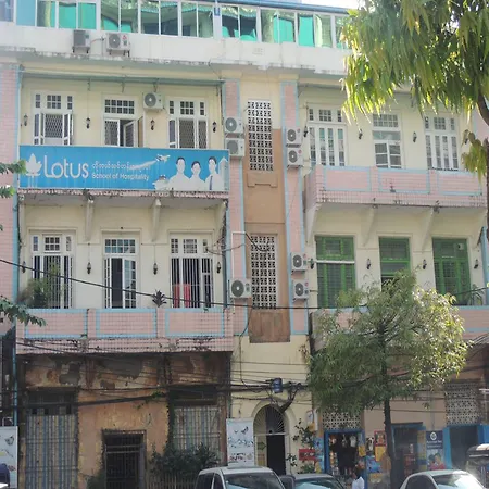 Lotus Bed & Breakfast-3